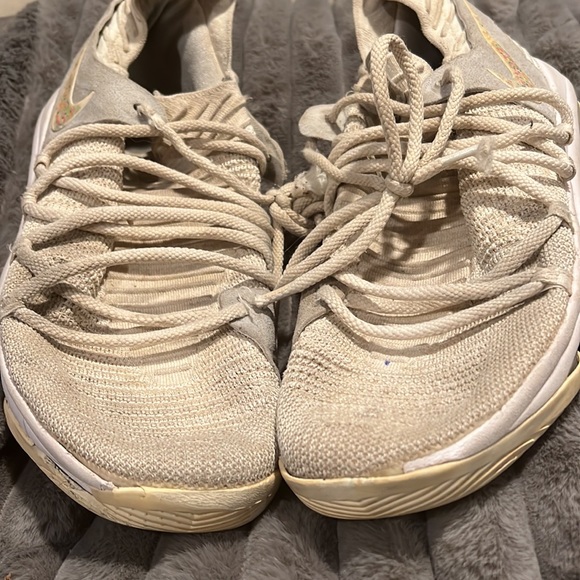 Nike KD Air Zoom size 10.5 white on white used and worn but still cool - Picture 9 of 9